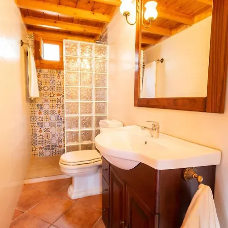 Woods Villa *
